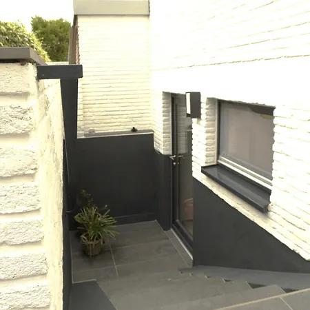 Am Stadtwald In Appartement
